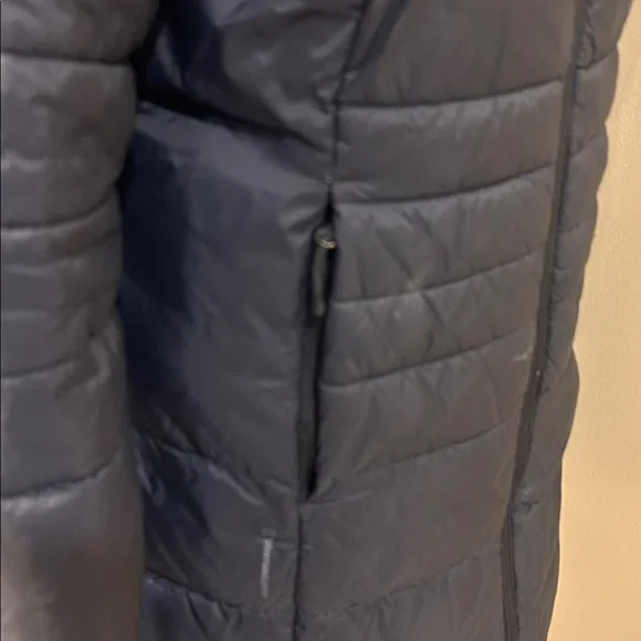 Champion Quilted Black Jacket - Picture 6 of 8